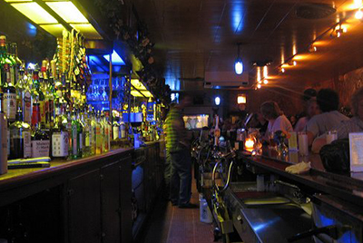 Simon's Tavern in Andersonville | BarsChicago.com