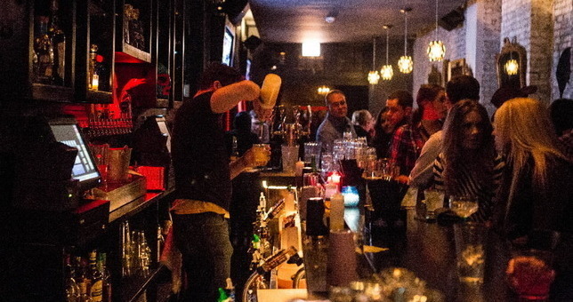 The Call in Andersonville | BarsChicago.com