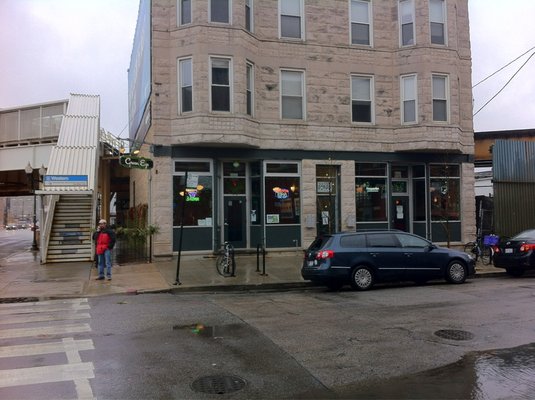 Green Eye Lounge in Bucktown | BarsChicago.com