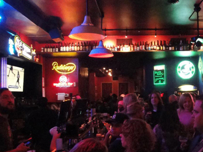 The Local Option in DePaul | BarsChicago.com