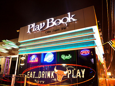 Play Book Sports Bar in Edison Park | BarsChicago.com