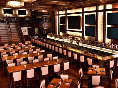 Old Town Pour House in Gold Coast | BarsChicago.com