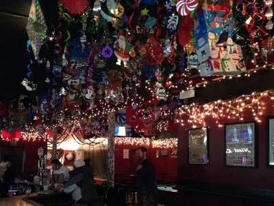 Nisei Lounge in Lakeview | BarsChicago.com