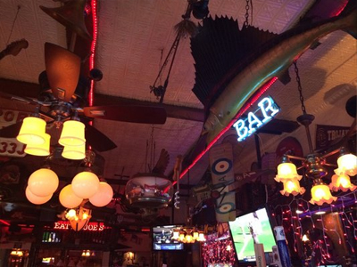 Burwood Tap in Lincoln Park | BarsChicago.com