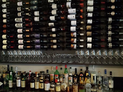 Gather in Lincoln Square | BarsChicago.com