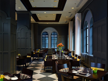 M Avenue Restaurant, Magnificent Mile| BarsChicago.com