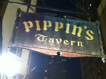 Pippin's Tavern near North Side | BarsChicago.com