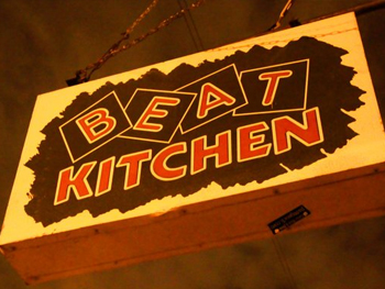 Beat Kitchen in Roscoe Village | BarsChicago.com