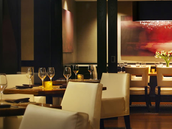 720 South Bar and Grill in South Loop | BarsChicago.com