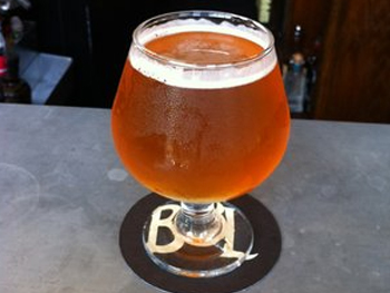 Bangers and Lace in Wicker Park | BarsChicago.com