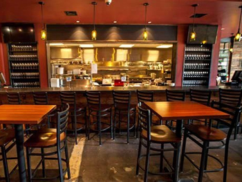 MAX's Wine Dive in Wicker Park | BarsChicago.com